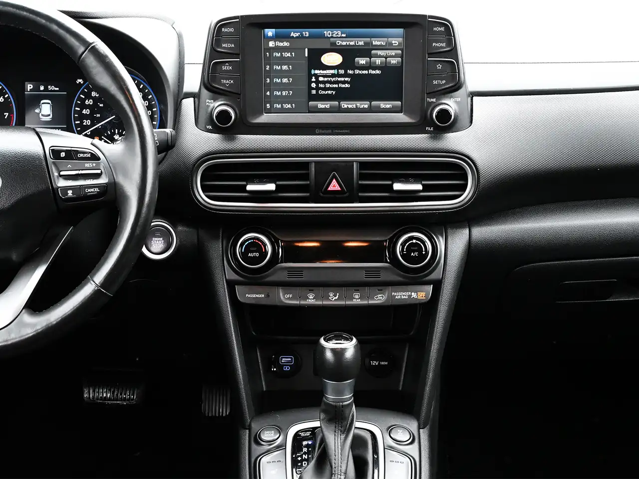 Hyundai KONA снимка Hyundai KONA