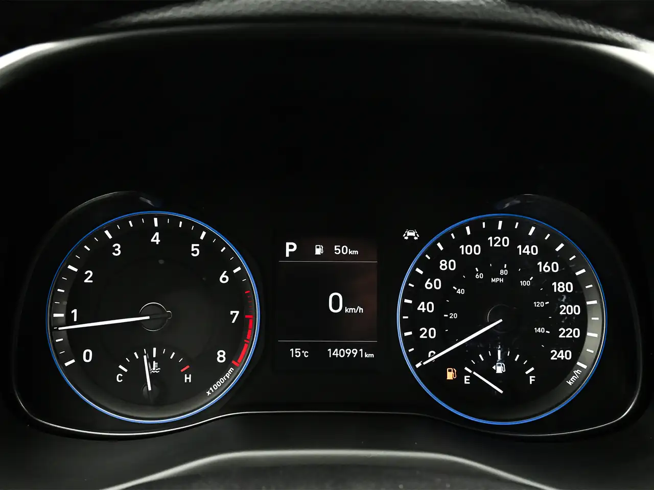 Hyundai KONA снимка Hyundai KONA