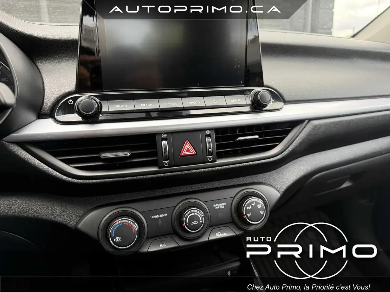 Kia Forte fotografie Kia Forte
