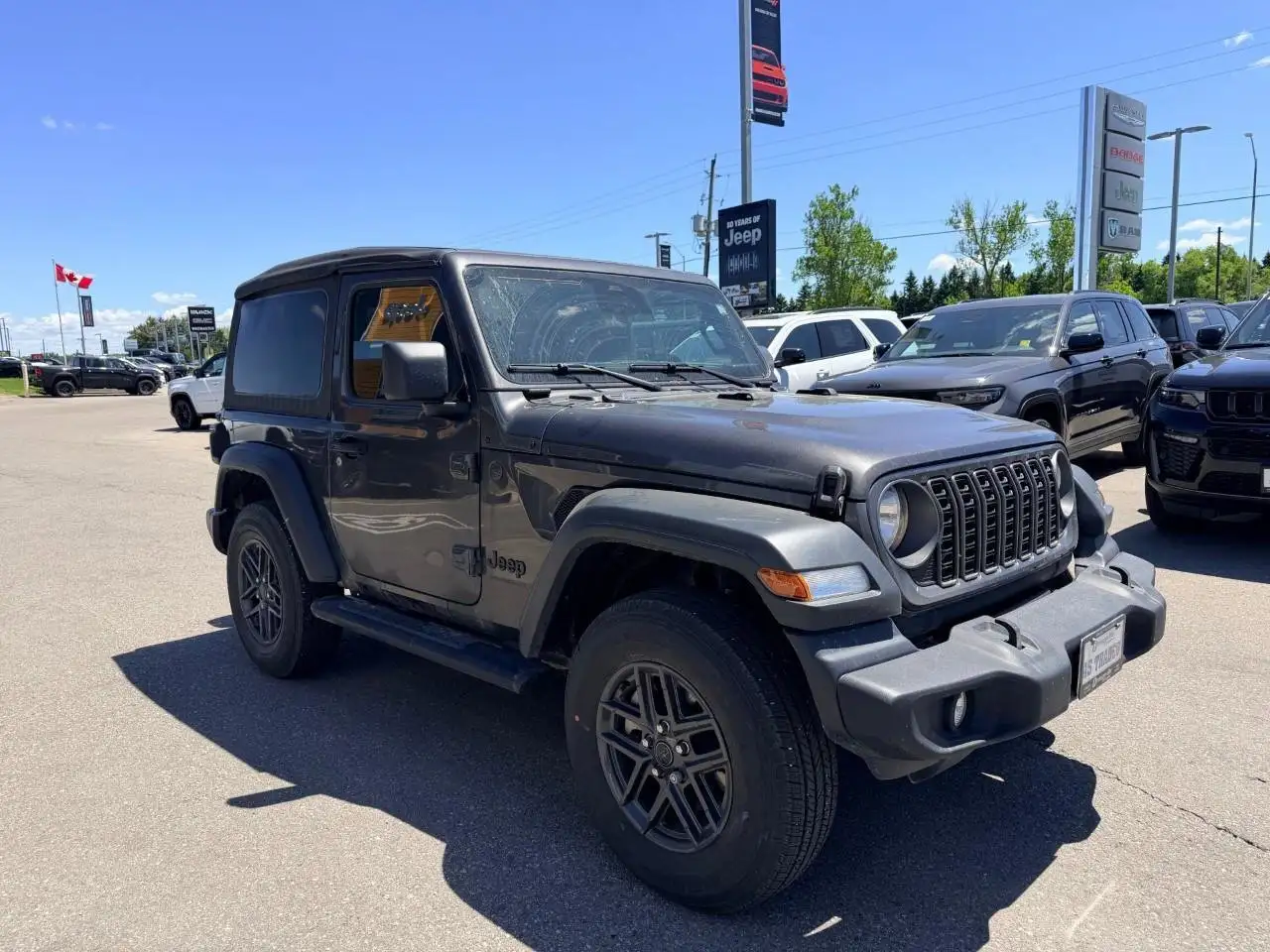 Jeep Wrangler photo Jeep Wrangler