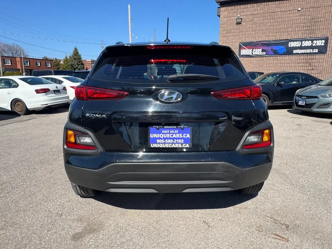 Hyundai KONA снимка Hyundai KONA