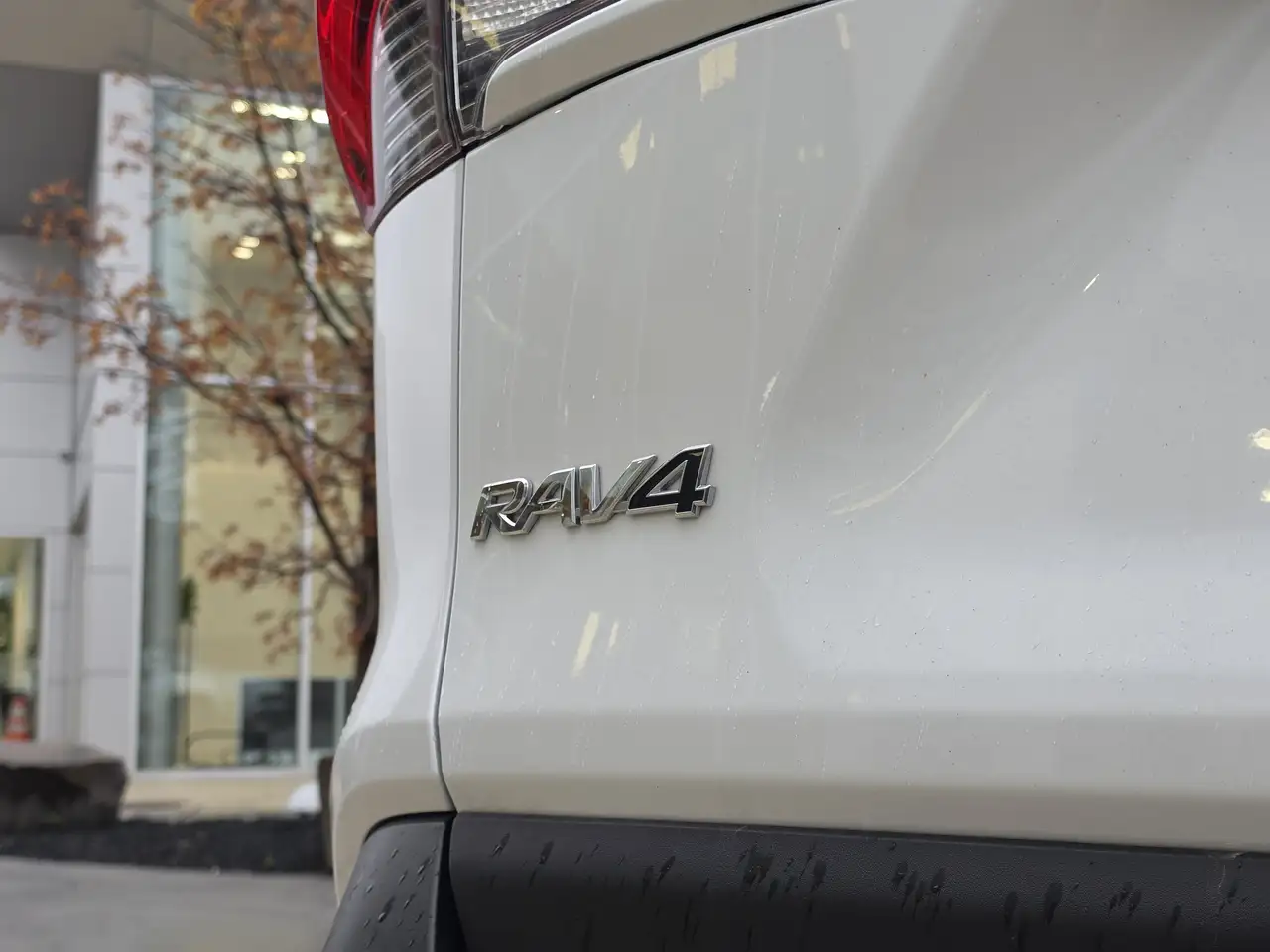 Toyota RAV 4 снимка Toyota RAV 4