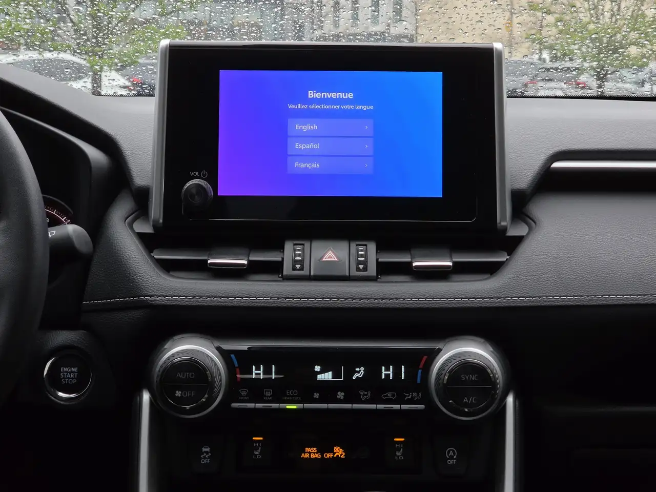 Toyota RAV 4 снимка Toyota RAV 4