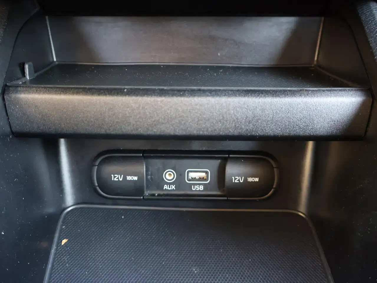 Kia Forte снимка Kia Forte