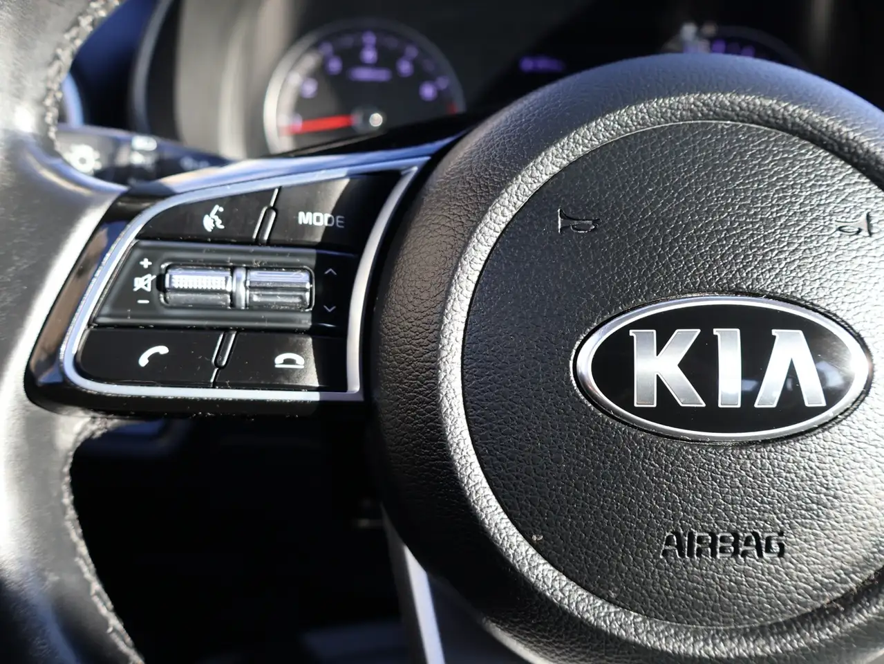 Kia Forte снимка Kia Forte