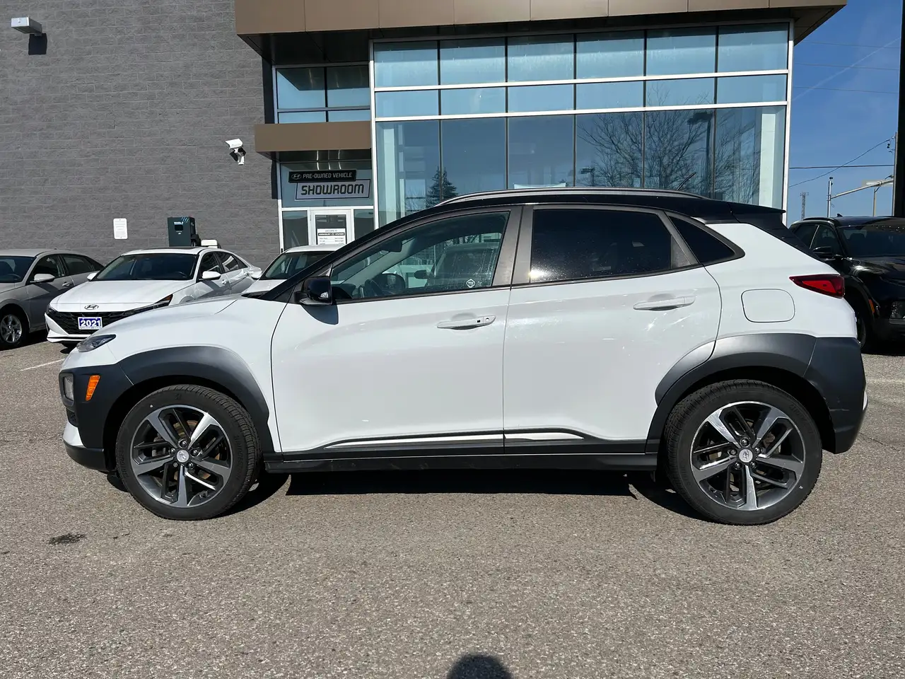 Hyundai KONA снимка Hyundai KONA
