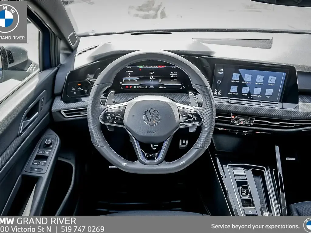 Volkswagen Golf R снимка Volkswagen Golf R