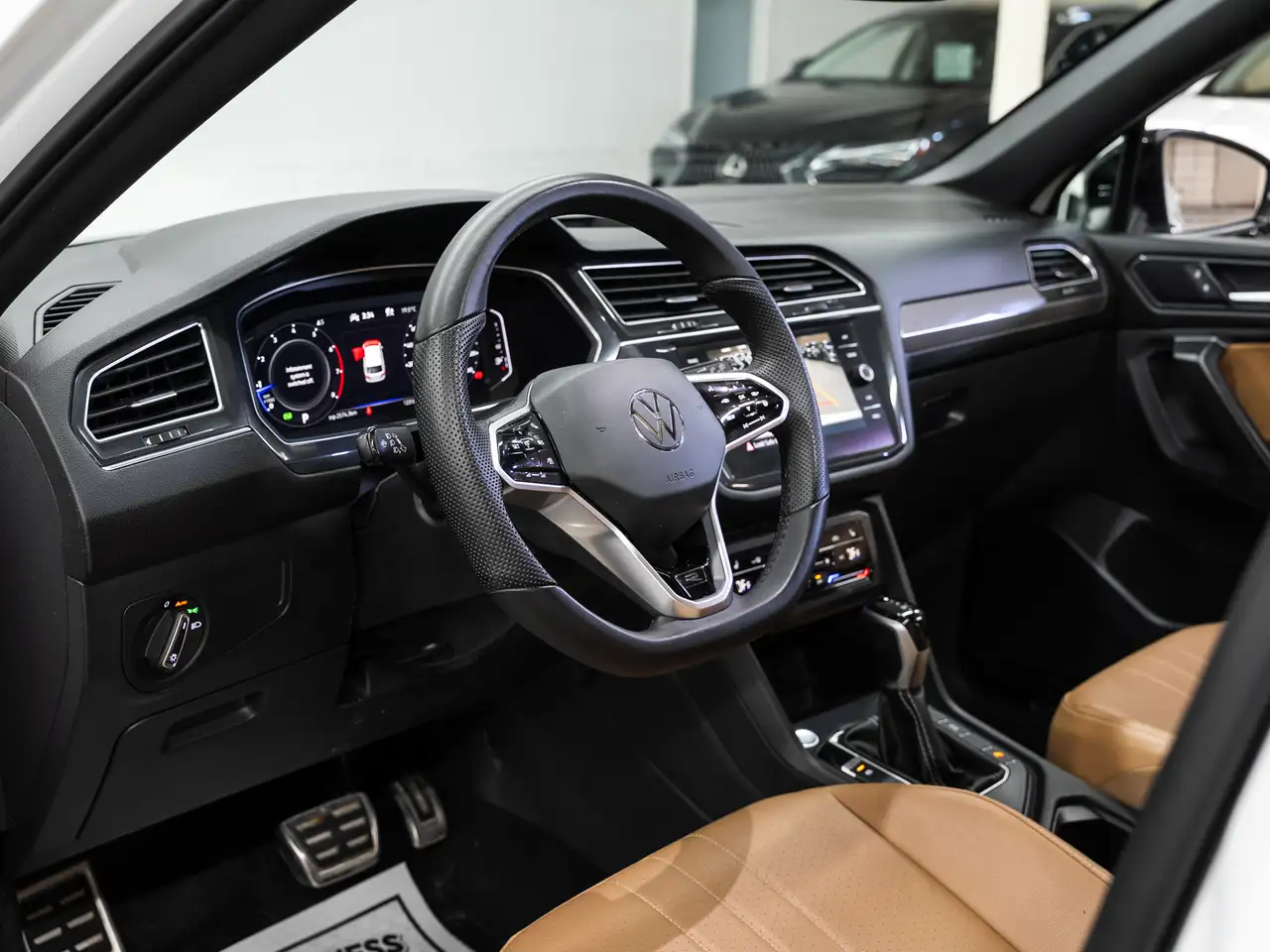 Volkswagen Tiguan снимка Volkswagen Tiguan