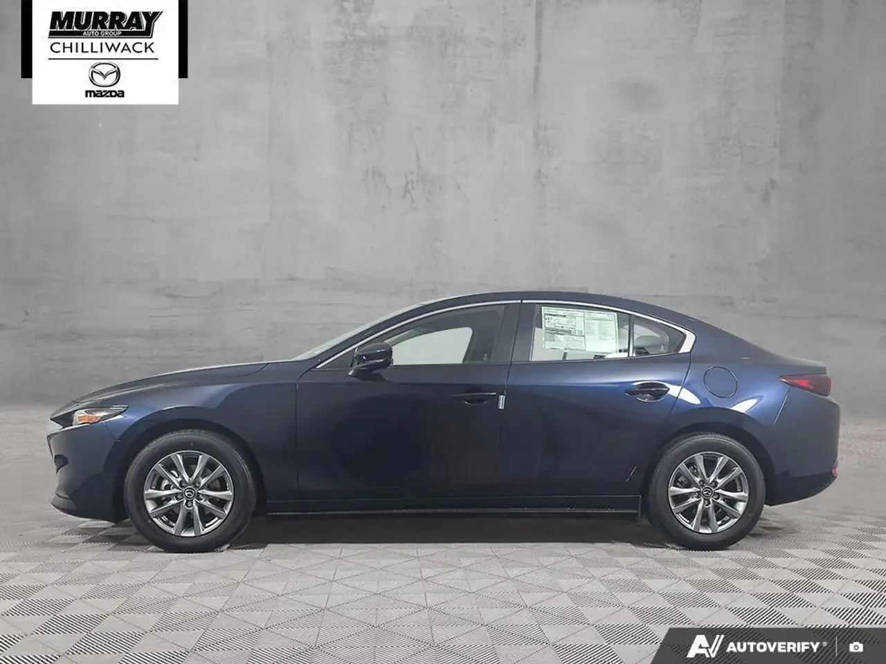 Mazda 3 снимка Mazda 3