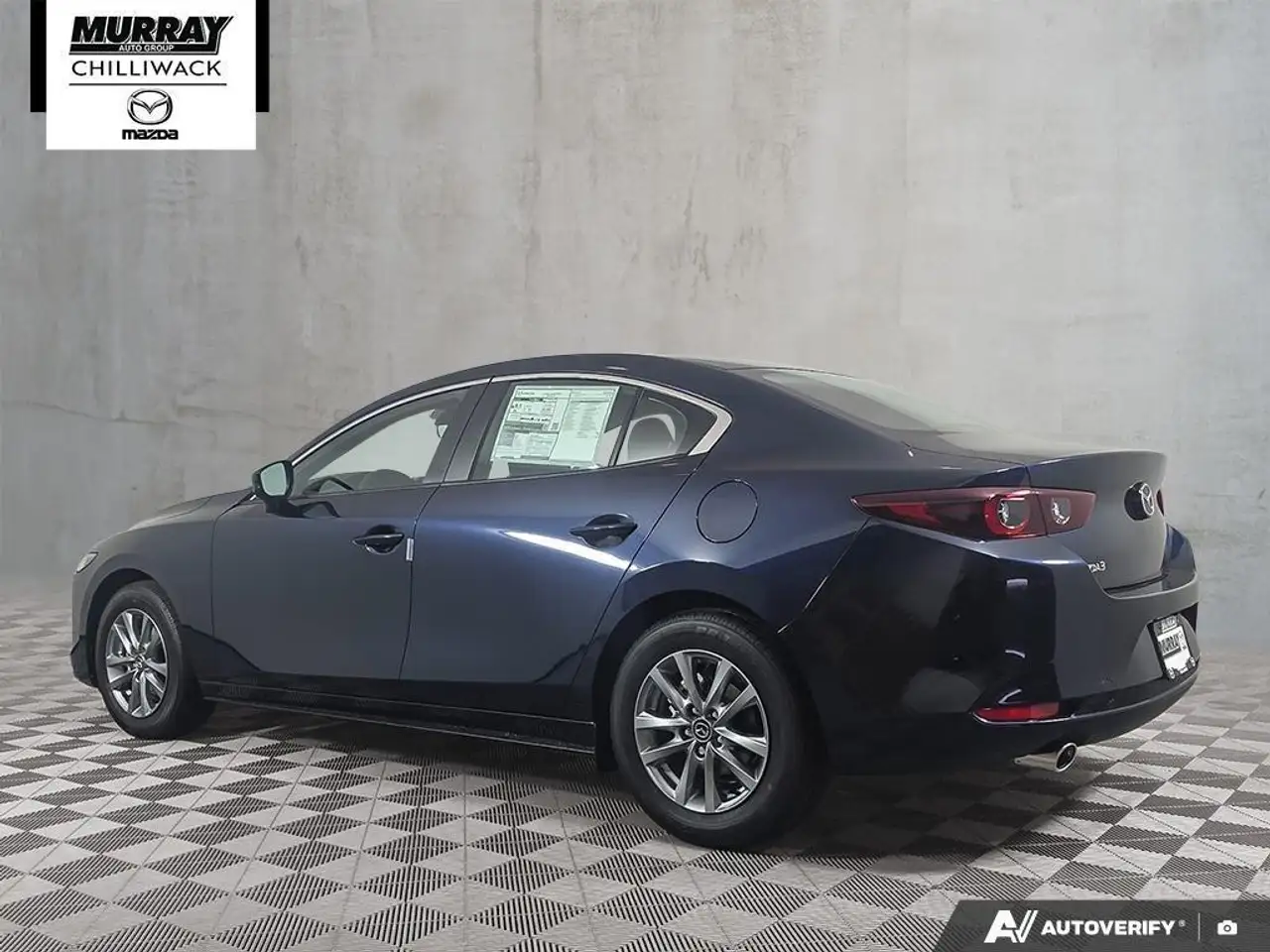 Mazda 3 снимка Mazda 3
