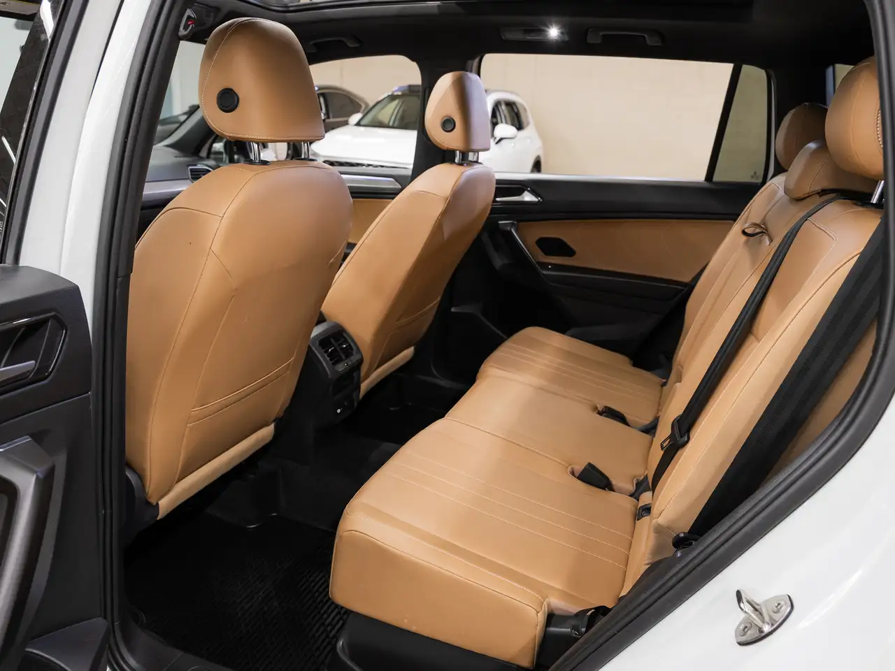 Volkswagen Tiguan снимка Volkswagen Tiguan