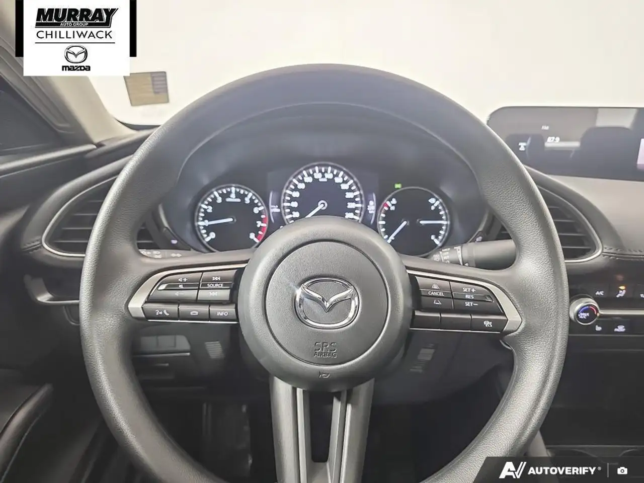 Mazda 3 снимка Mazda 3