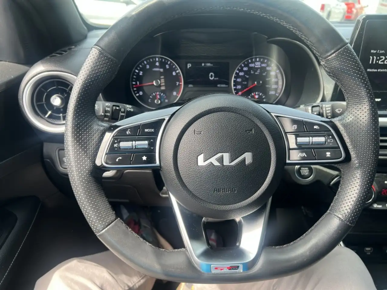 Kia Forte снимка Kia Forte