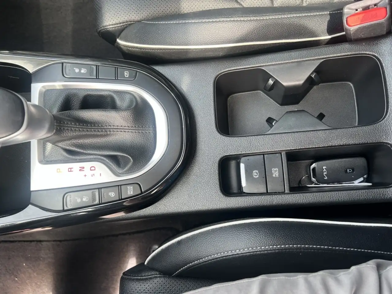 Kia Forte снимка Kia Forte