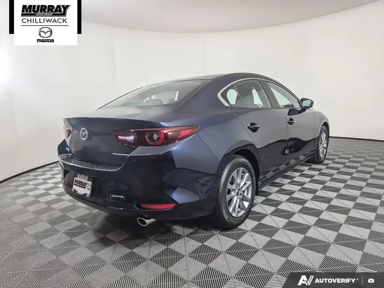 Mazda 3 снимка Mazda 3