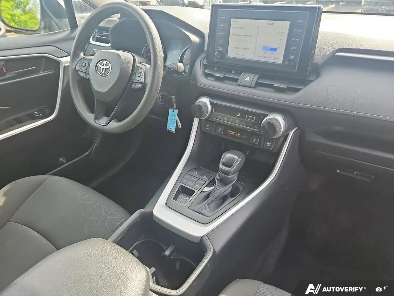 Toyota RAV 4 снимка Toyota RAV 4