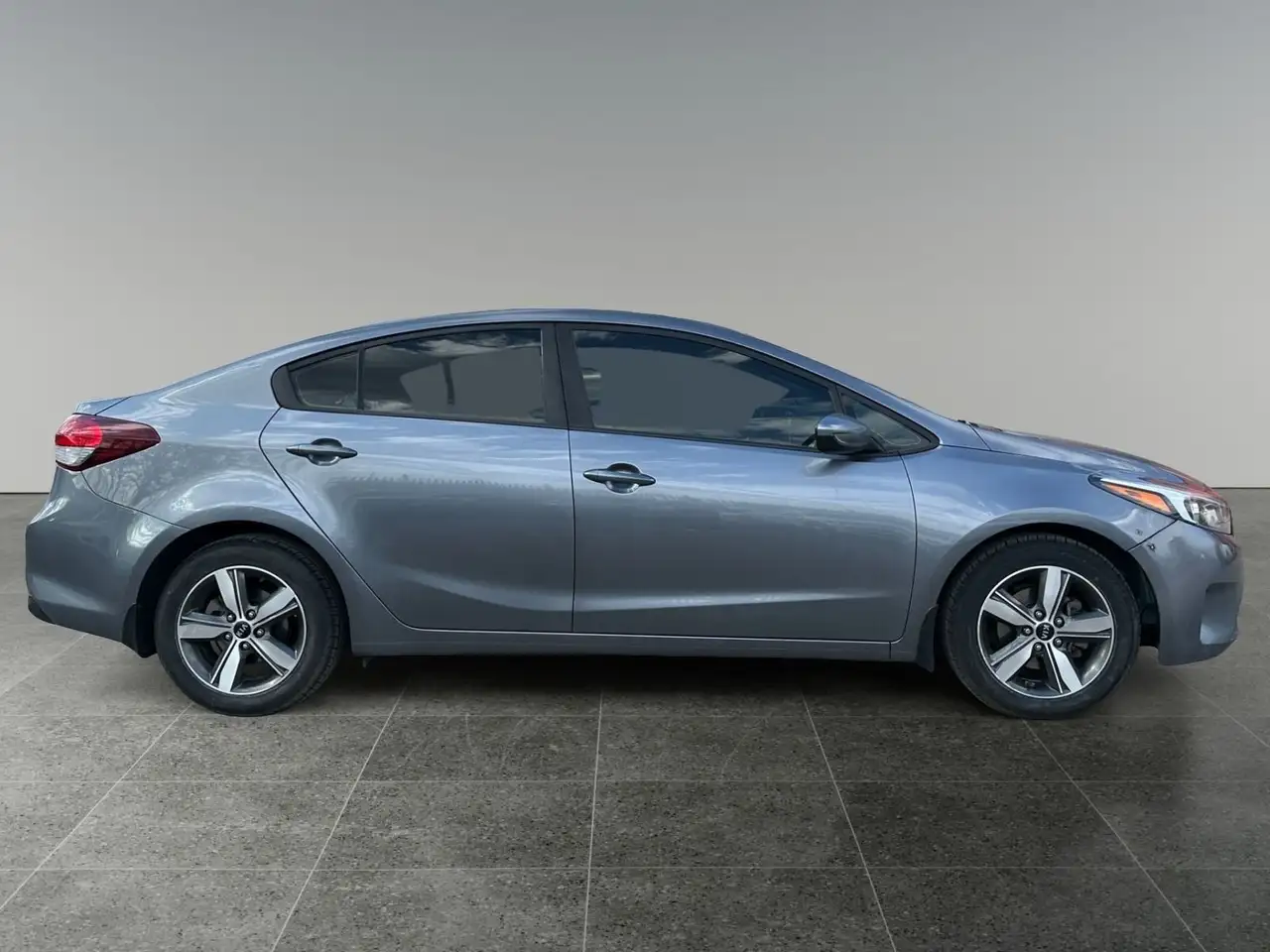 Kia Forte снимка Kia Forte
