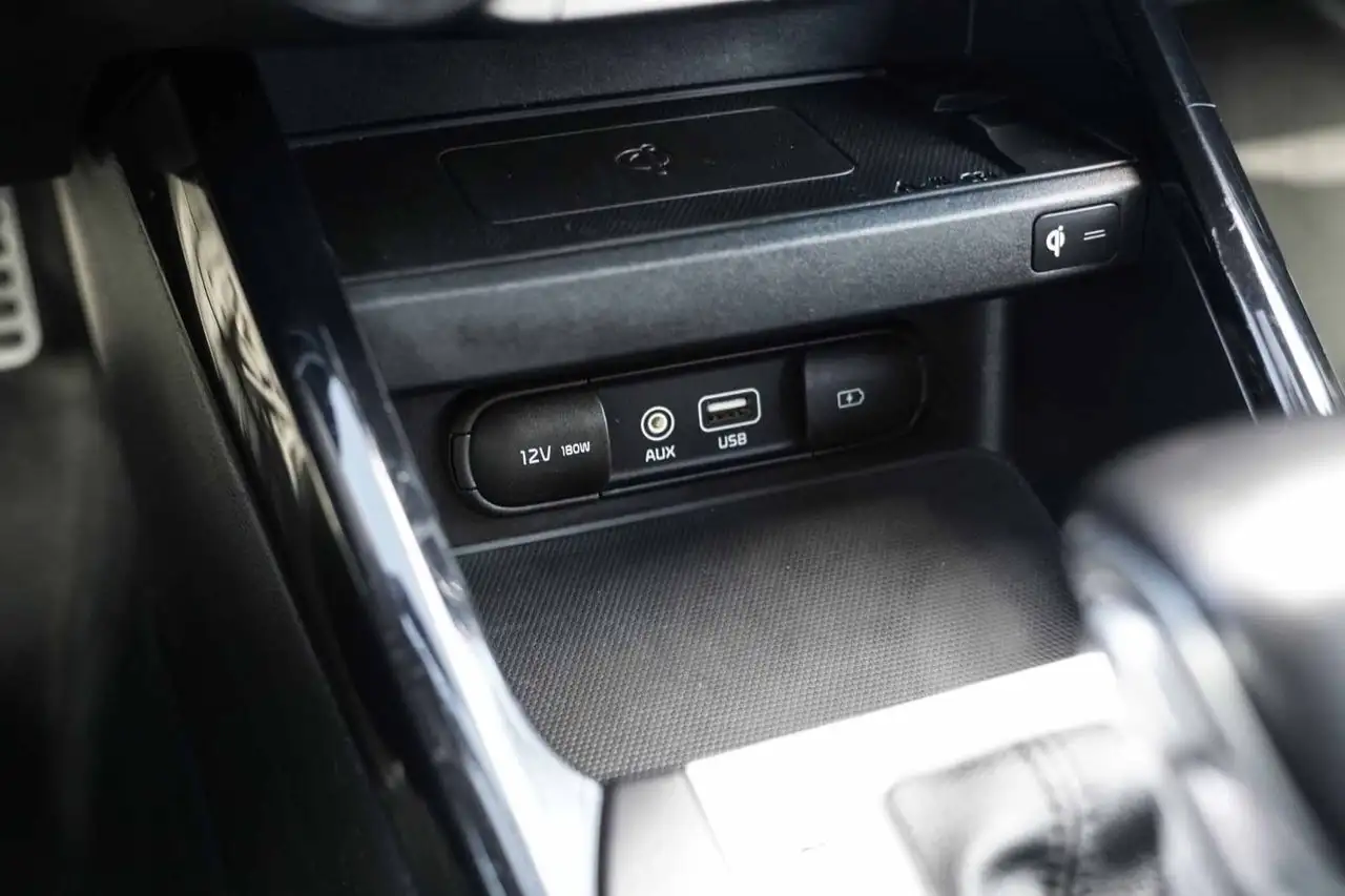 Kia Forte снимка Kia Forte