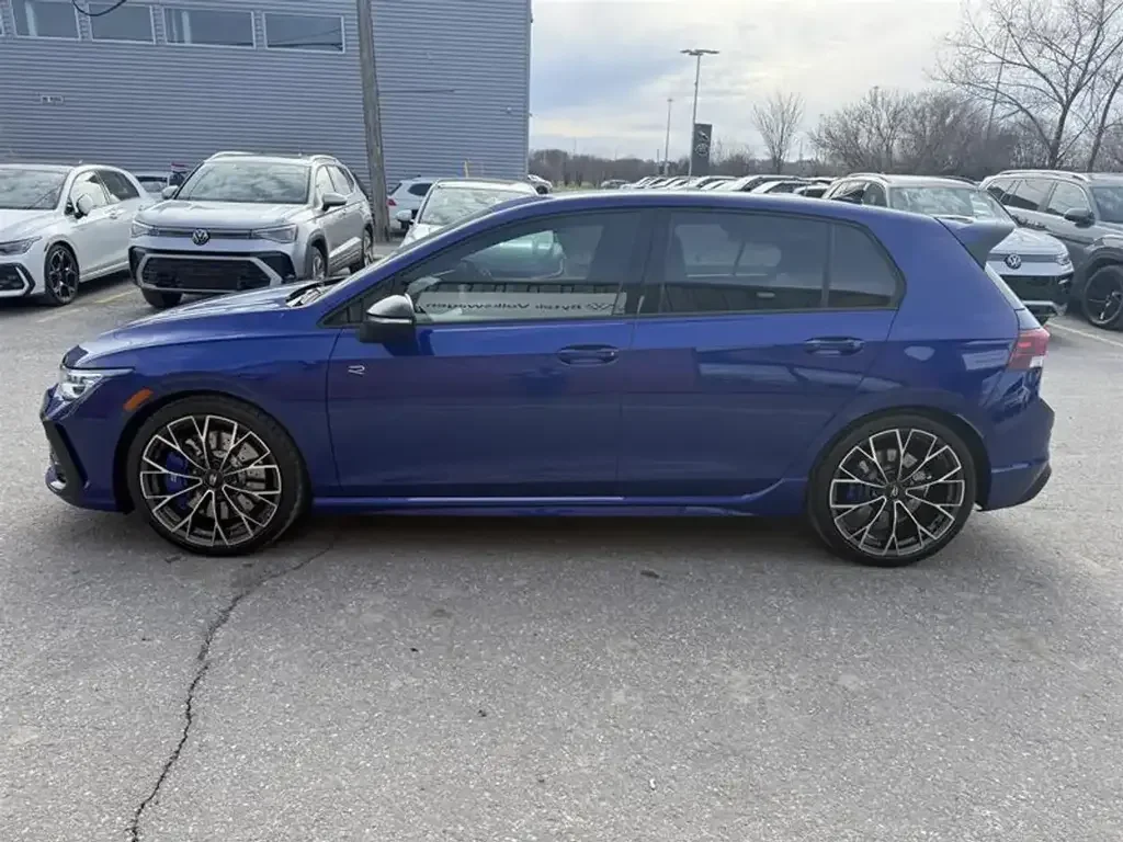 Volkswagen Golf R снимка Volkswagen Golf R