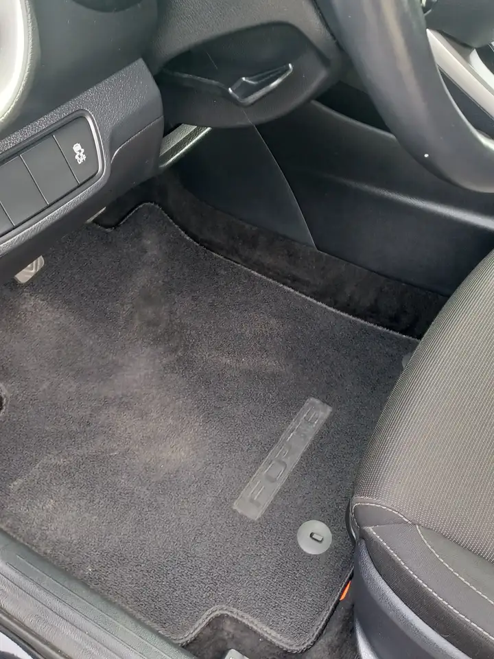 Kia Forte снимка Kia Forte