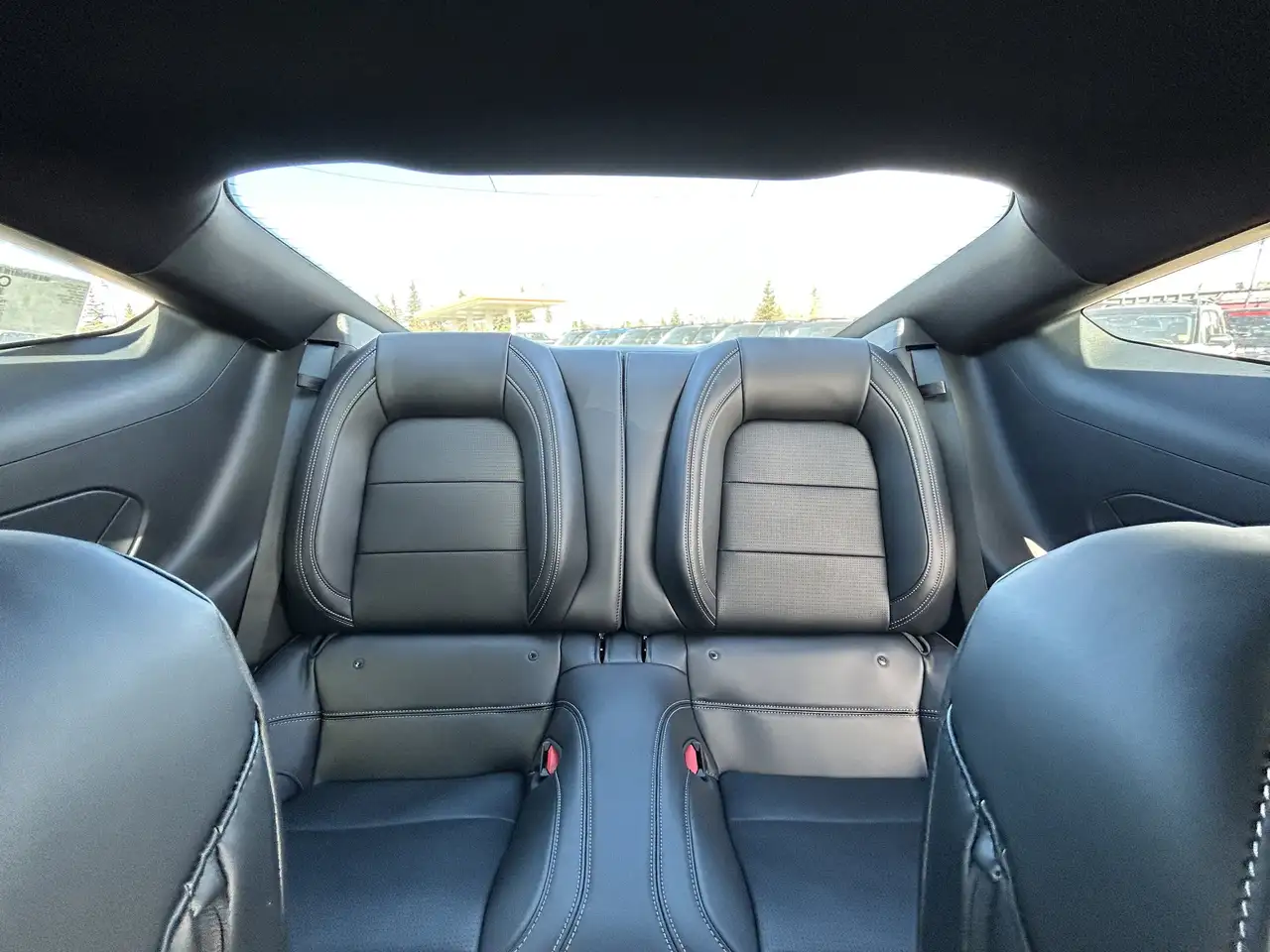 Ford Mustang снимка Ford Mustang
