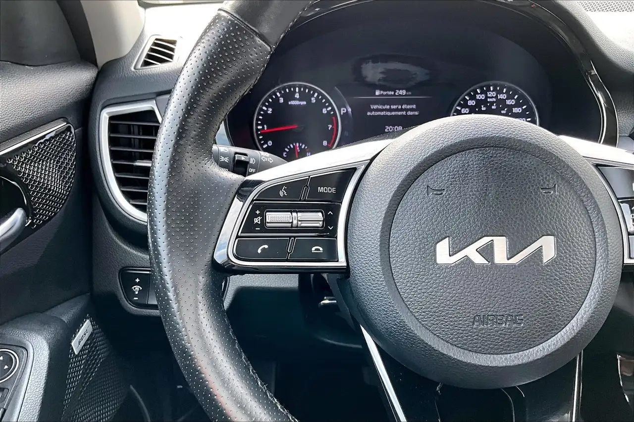 Kia Seltos photo Kia Seltos