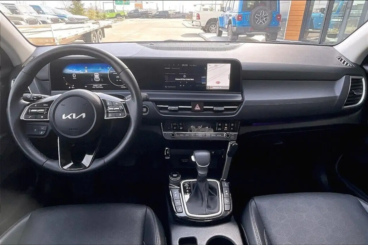 Kia Seltos снимка Kia Seltos