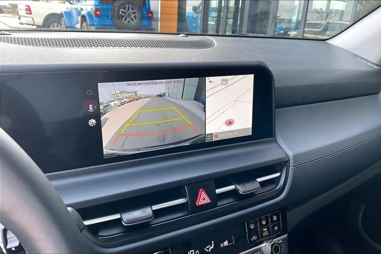 Kia Seltos снимка Kia Seltos