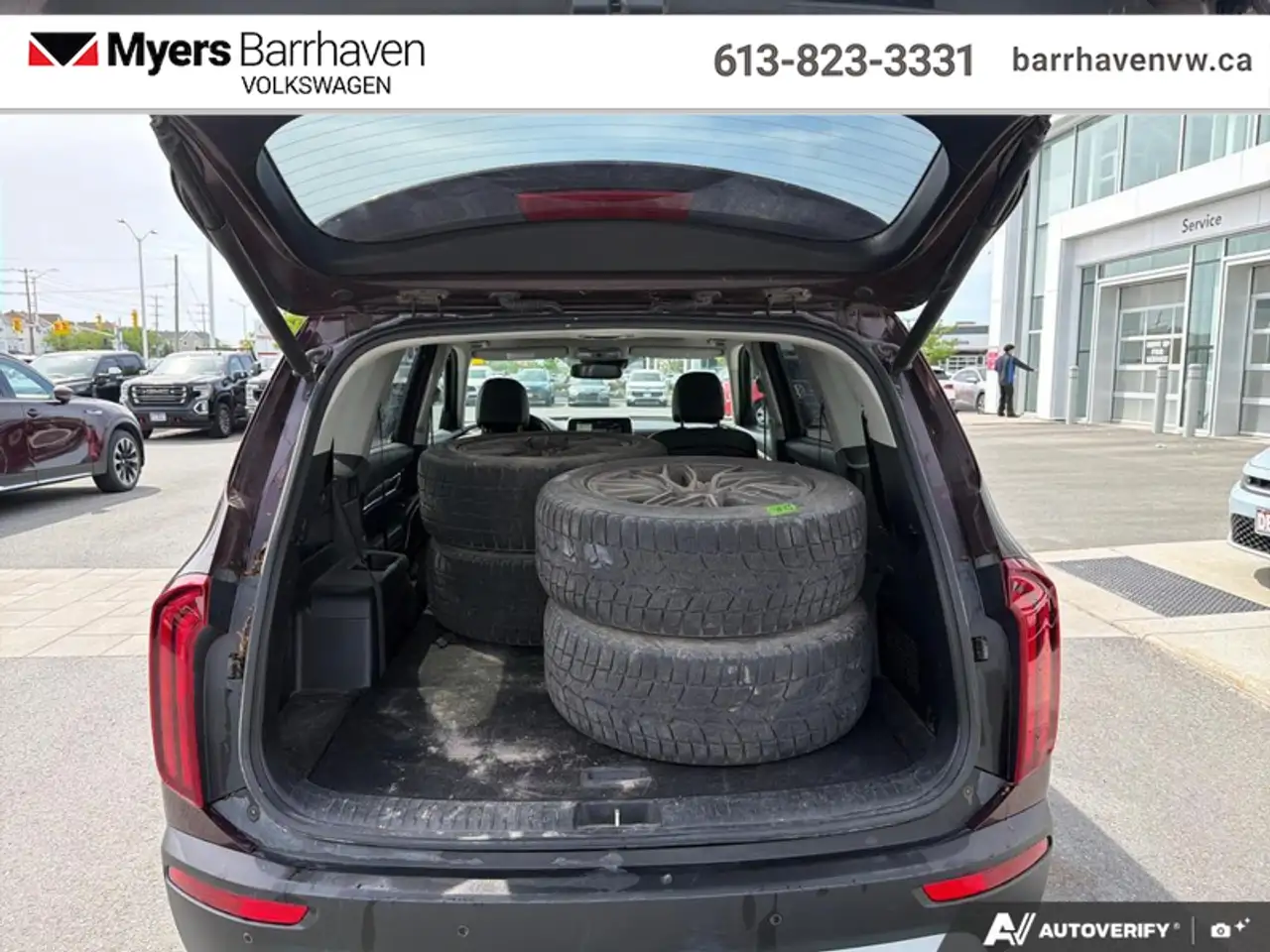 Kia Telluride снимка Kia Telluride