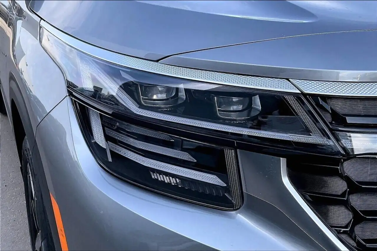 Kia Seltos снимка Kia Seltos