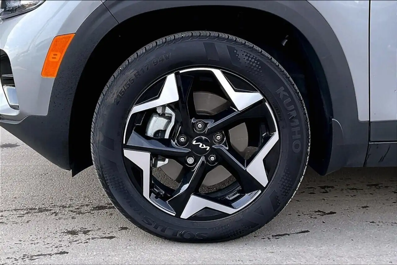 Kia Seltos снимка Kia Seltos