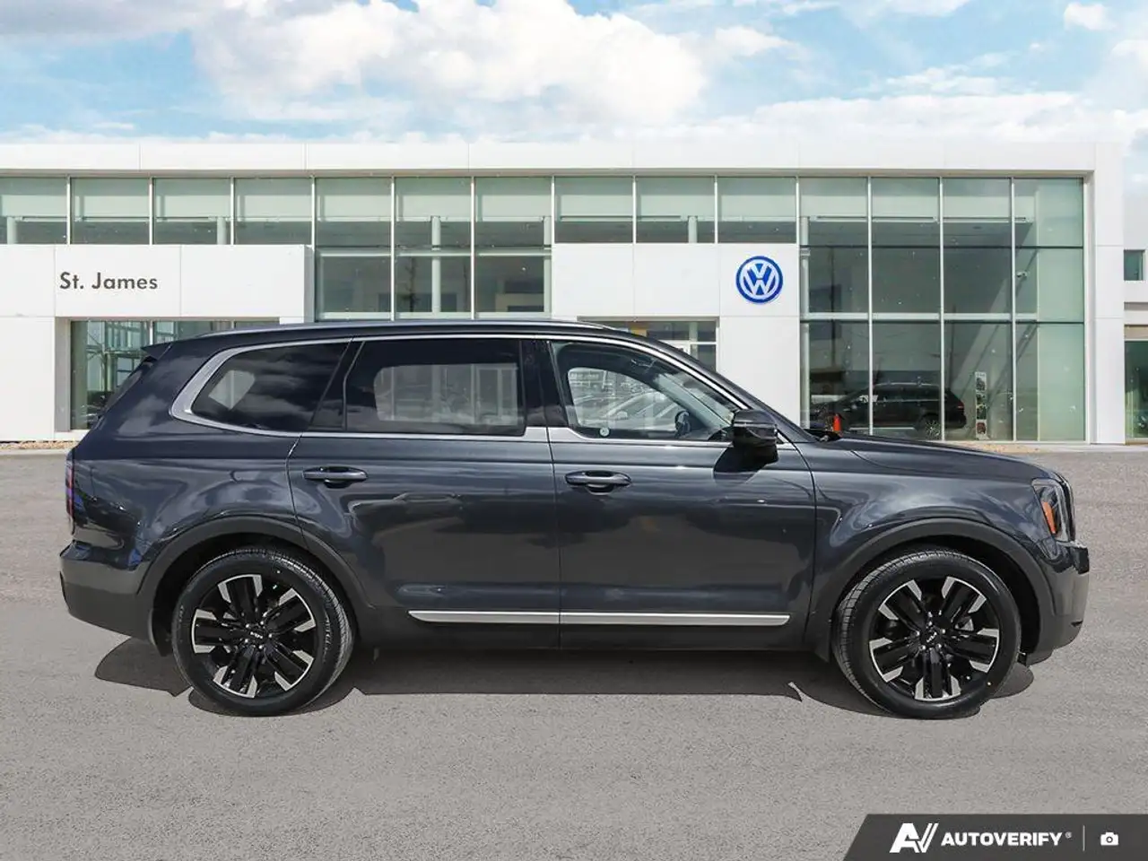 Kia Telluride снимка Kia Telluride
