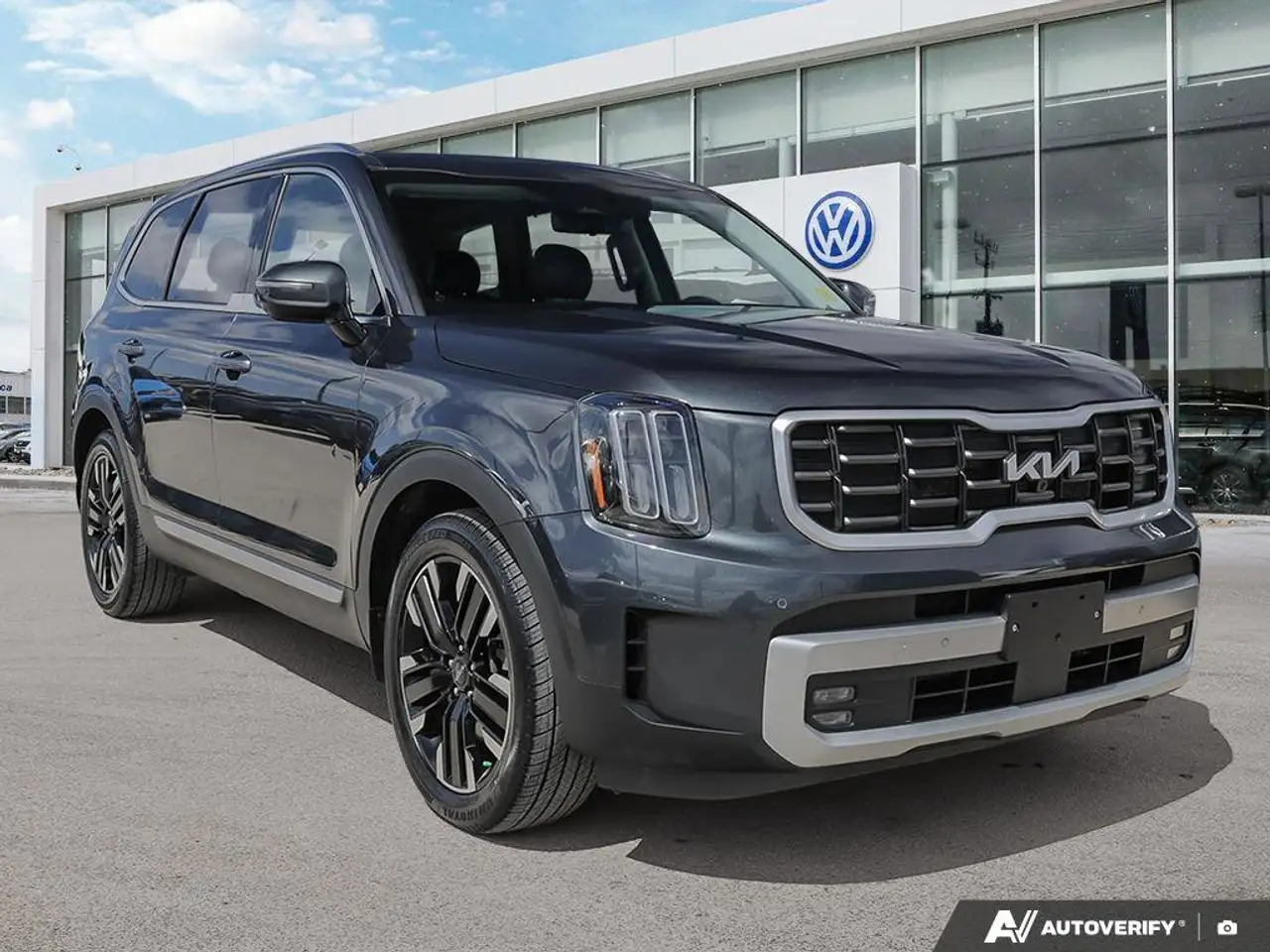 Kia Telluride снимка Kia Telluride
