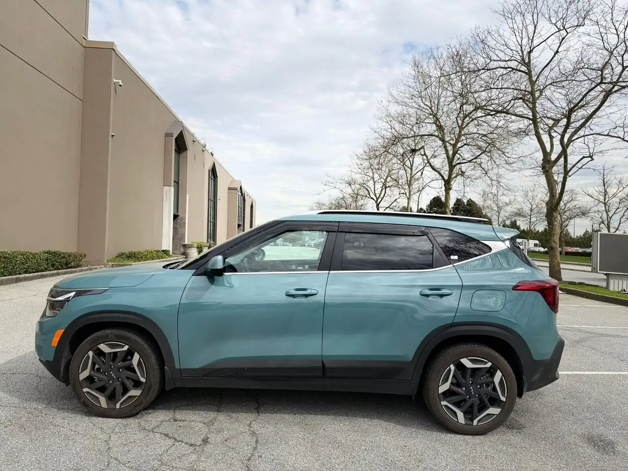 Kia Seltos photo Kia Seltos