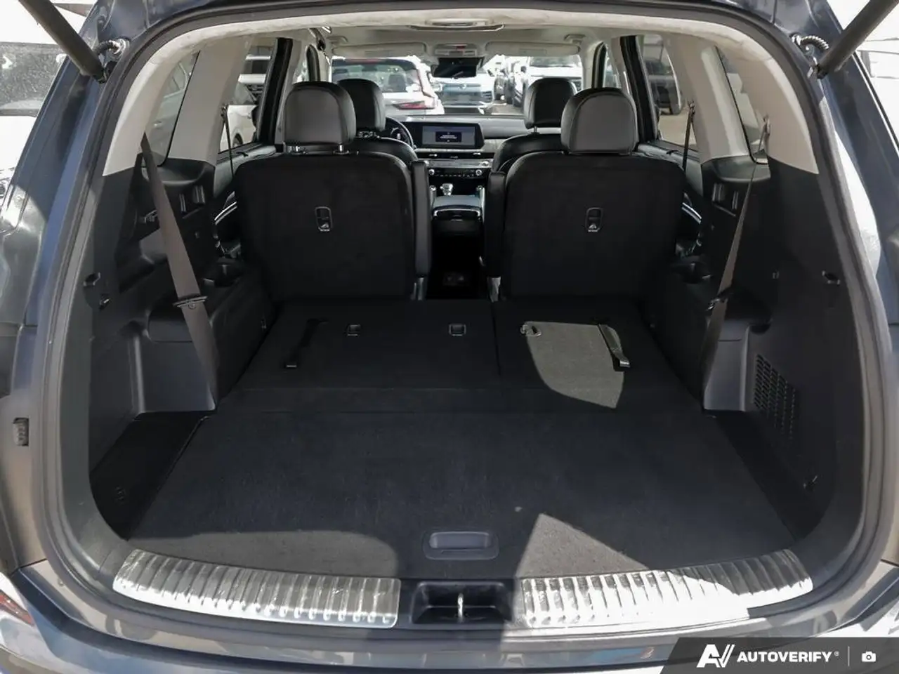 Kia Telluride снимка Kia Telluride