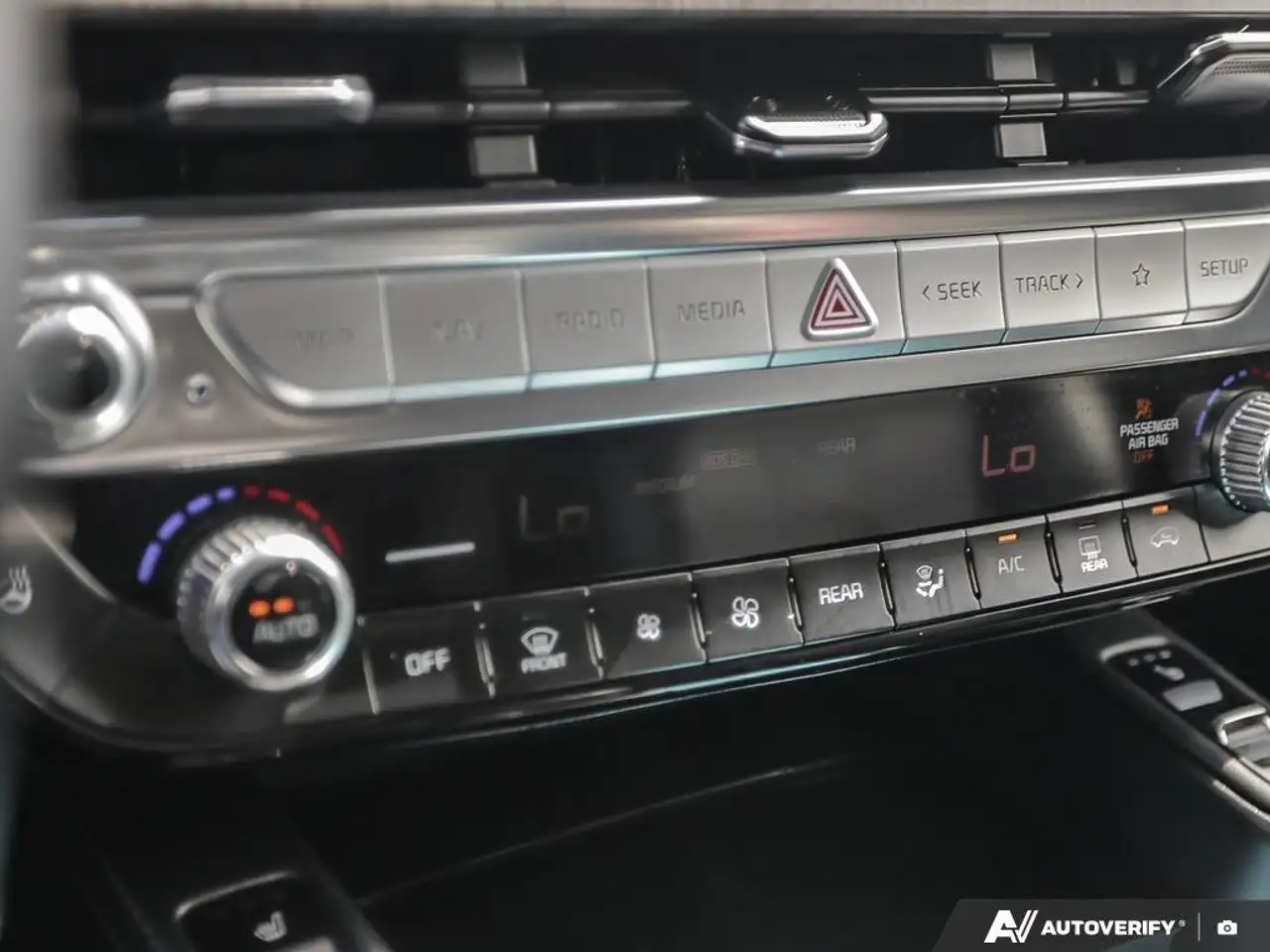 Kia Telluride снимка Kia Telluride