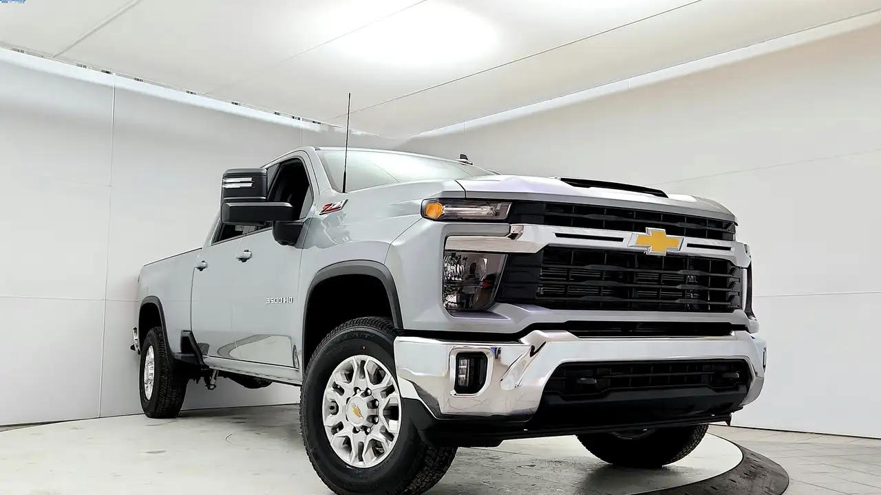 Chevrolet Silverado 3500 снимка Chevrolet Silverado 3500