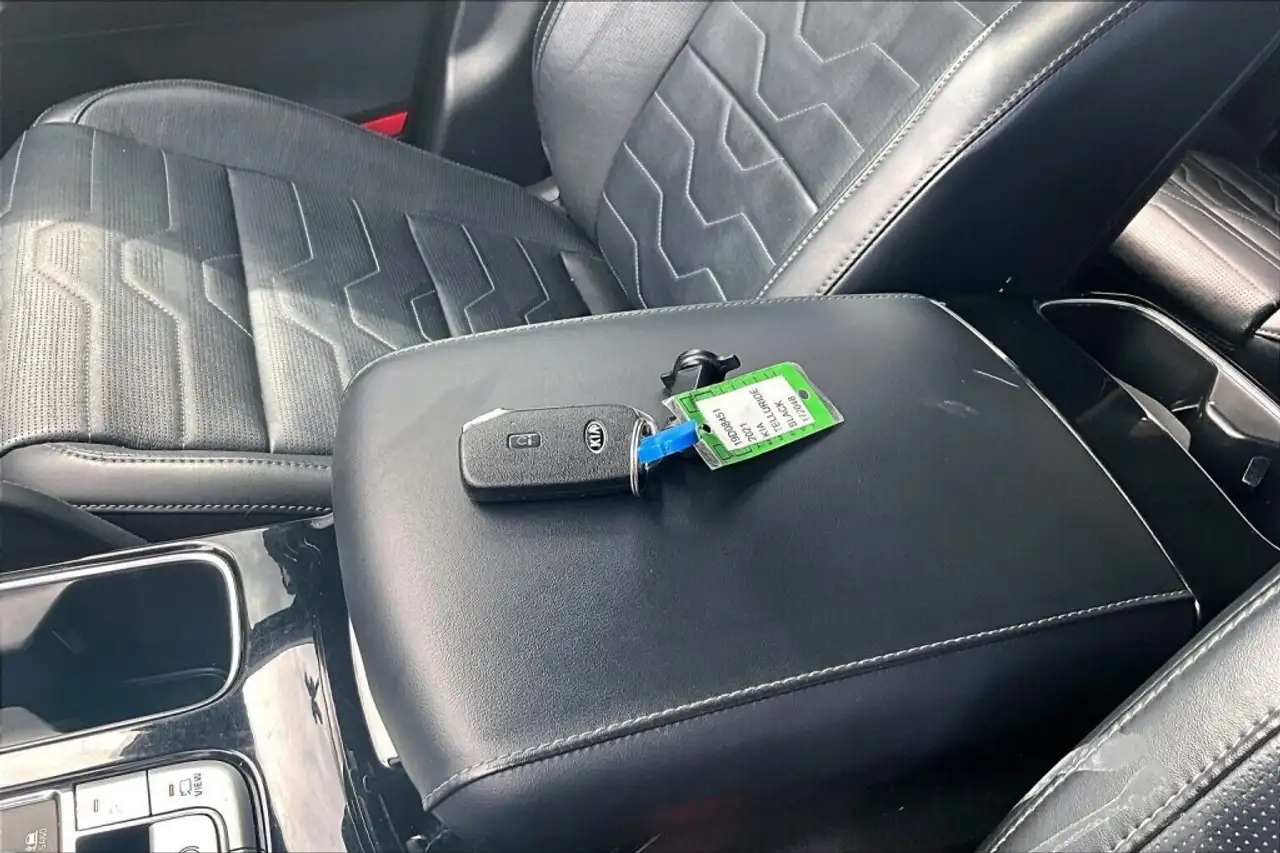 Kia Telluride photo Kia Telluride