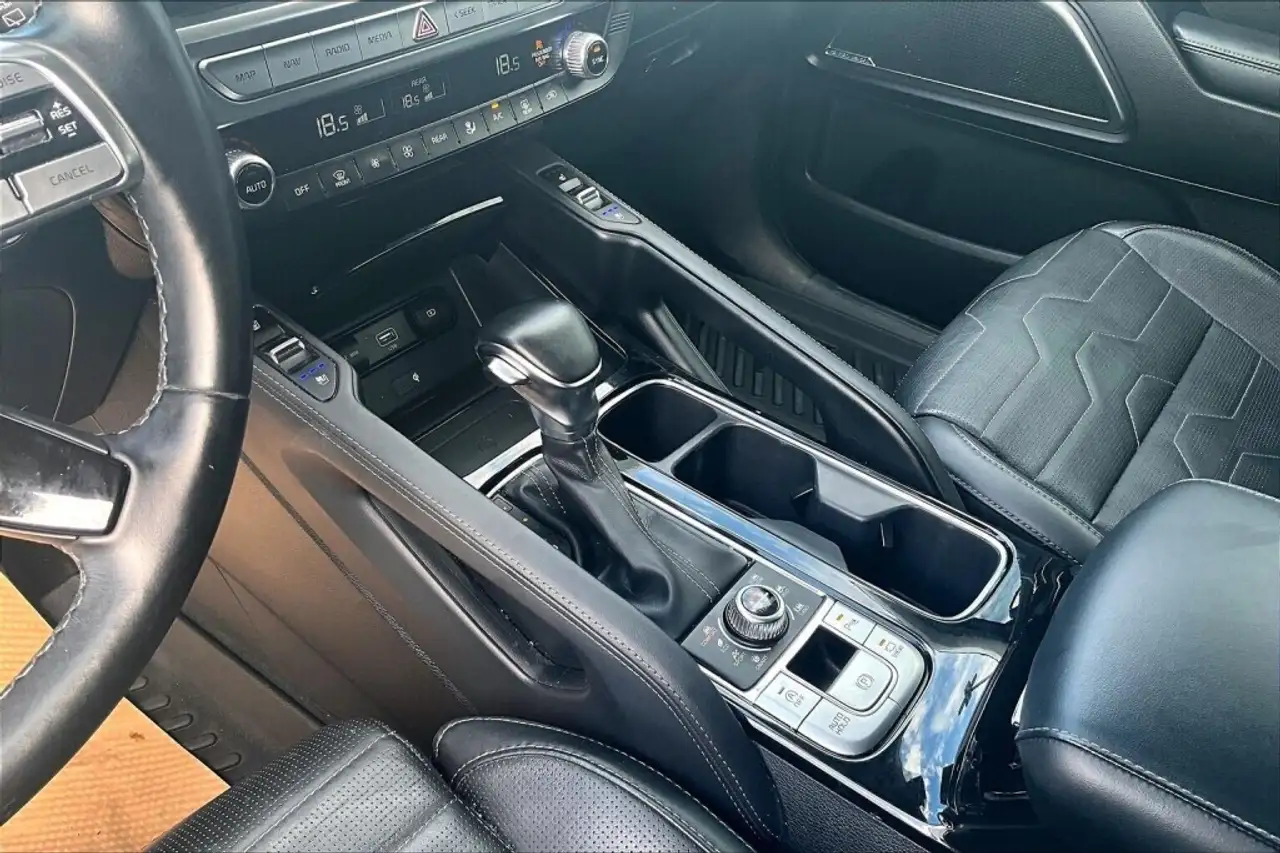 Kia Telluride photo Kia Telluride