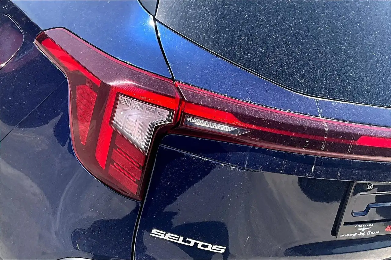 Kia Seltos снимка Kia Seltos