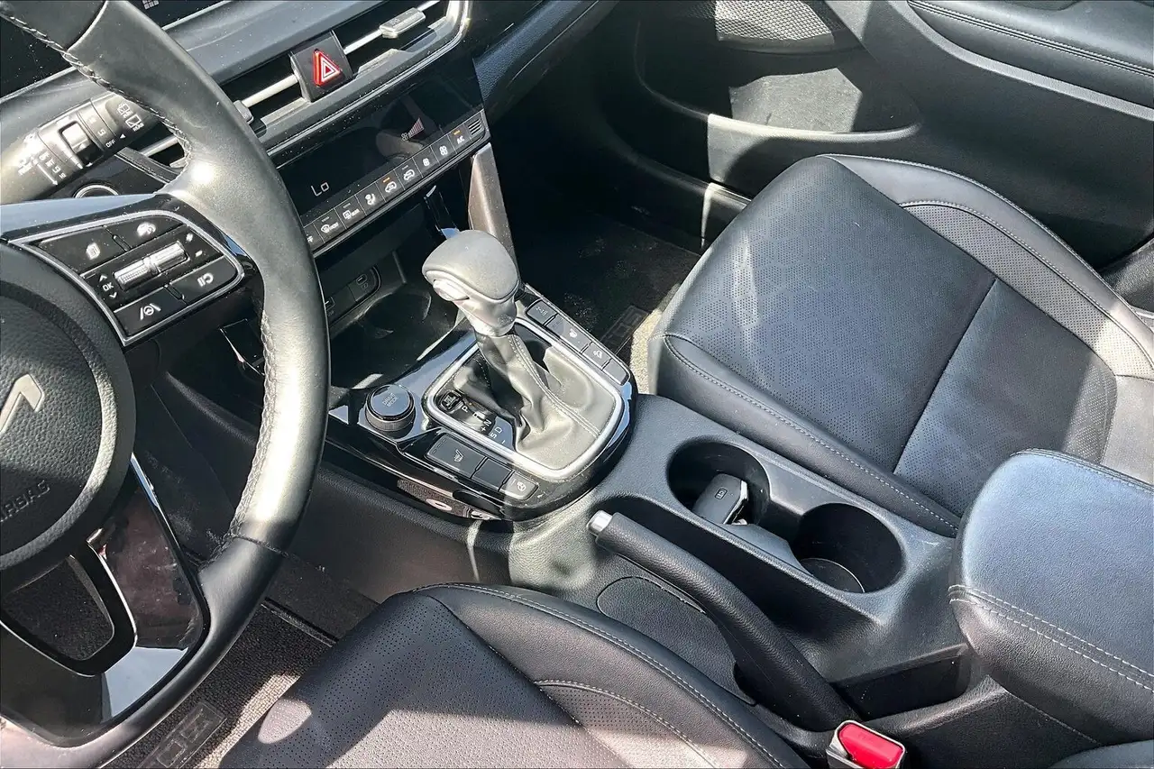 Kia Seltos снимка Kia Seltos