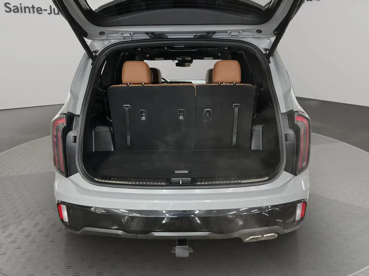 Kia Telluride снимка Kia Telluride