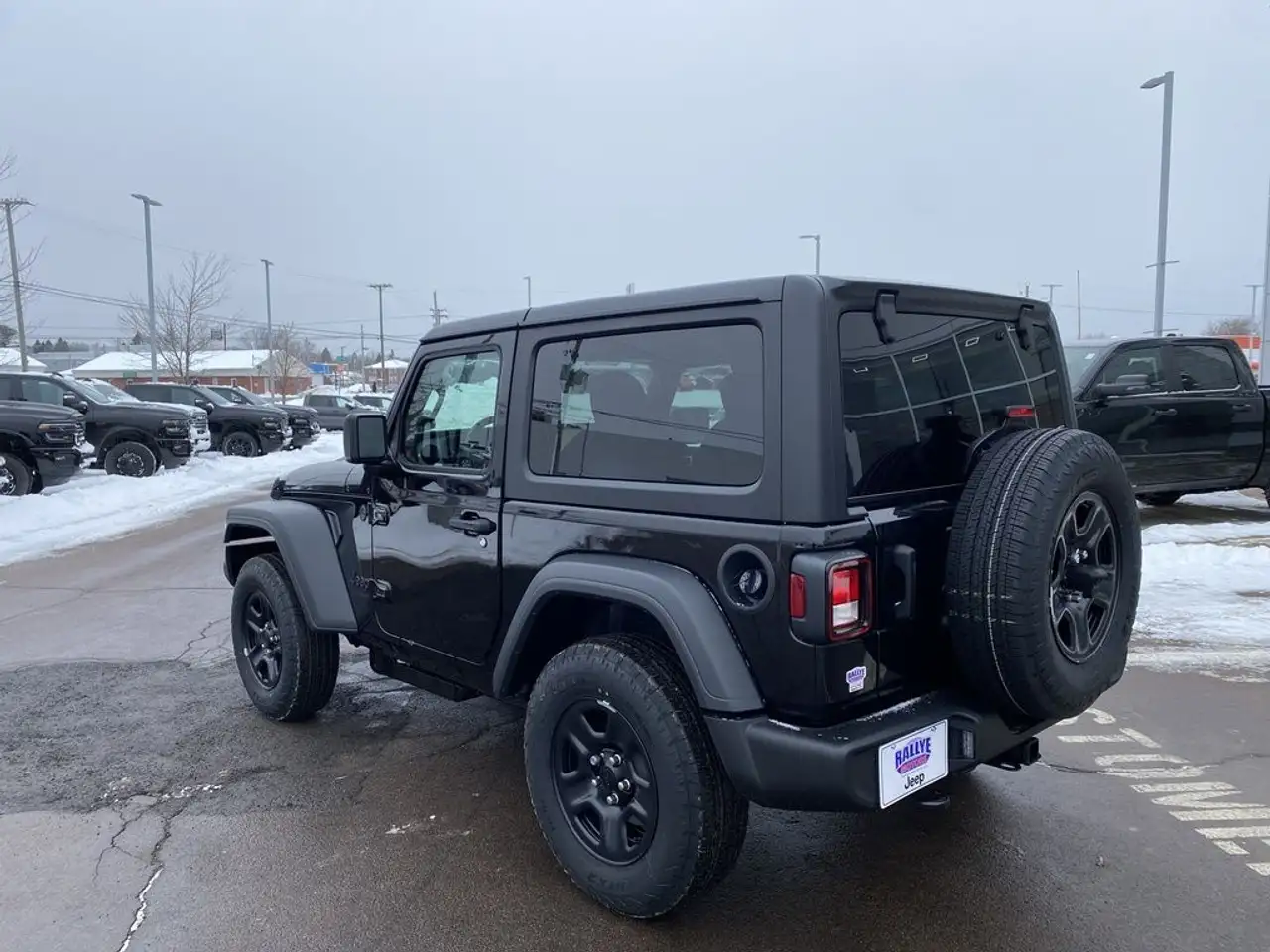 Jeep Wrangler снимка Jeep Wrangler