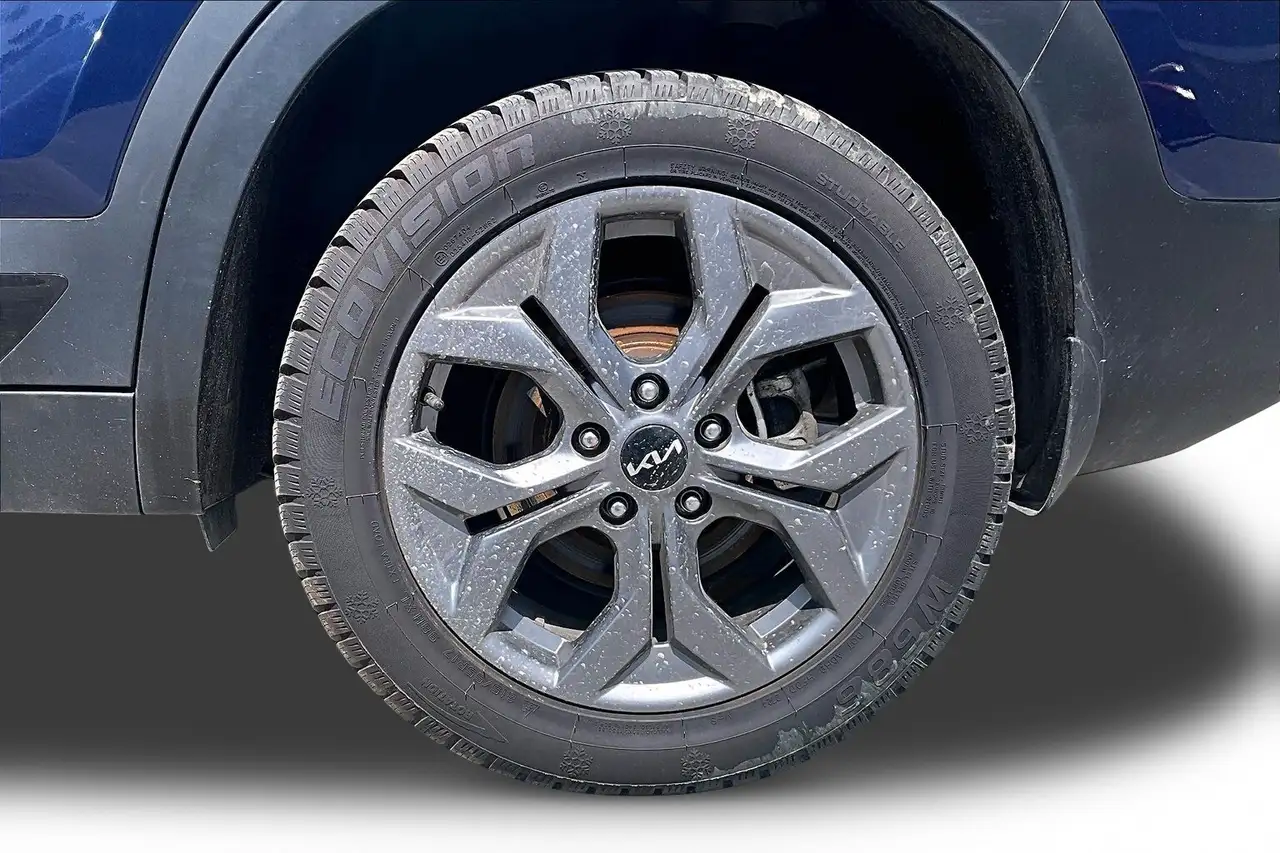 Kia Seltos снимка Kia Seltos