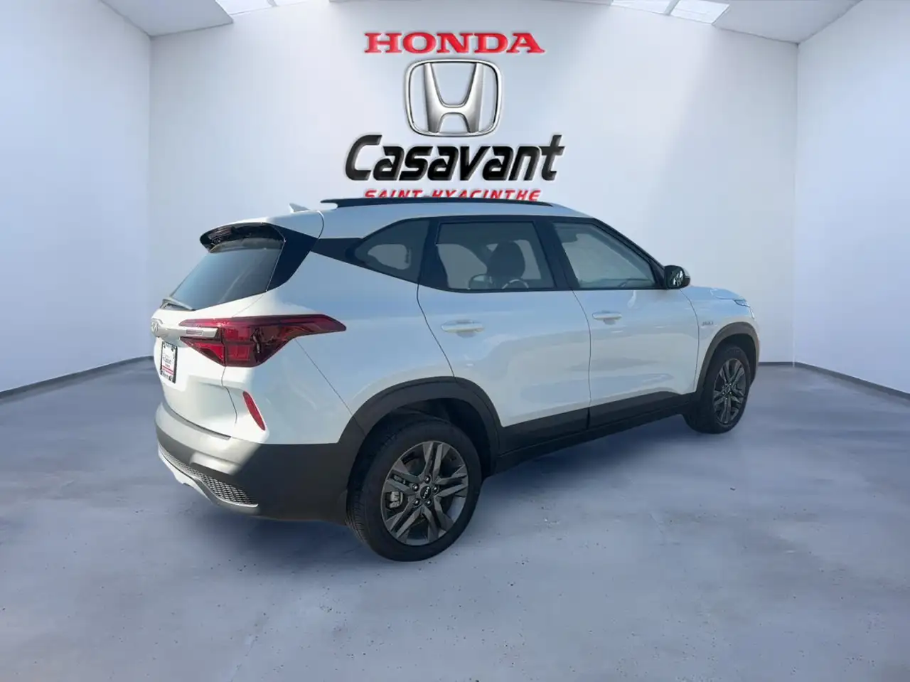 Kia Seltos снимка Kia Seltos