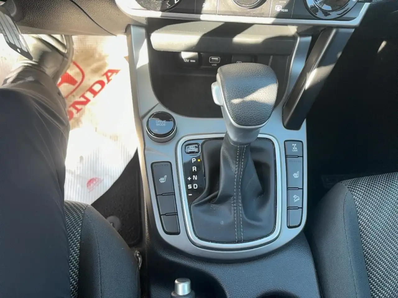 Kia Seltos снимка Kia Seltos