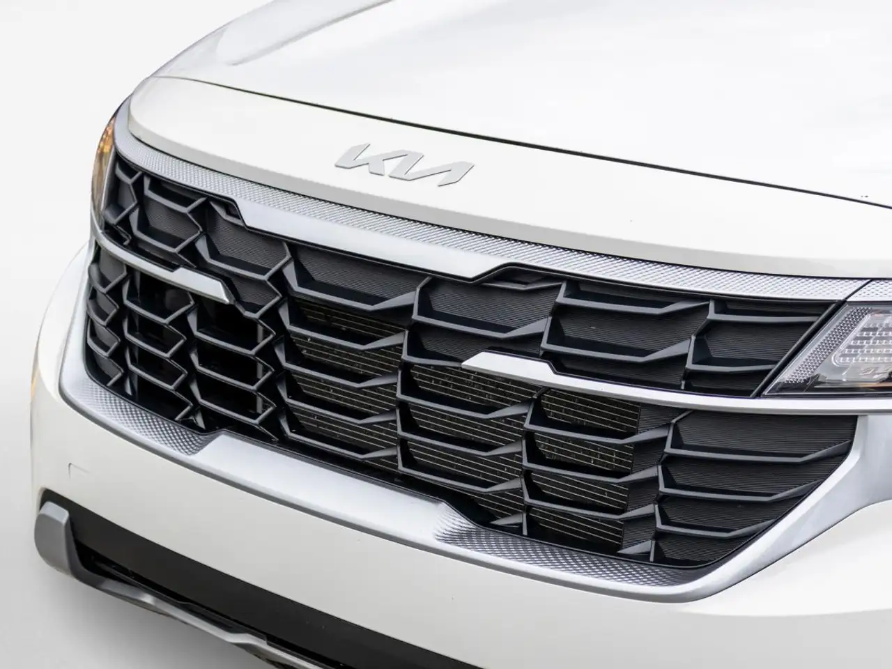Kia Seltos photo Kia Seltos
