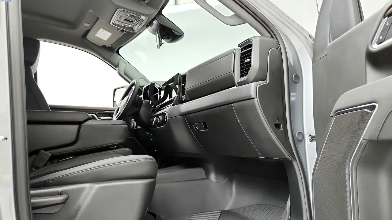 Chevrolet Silverado 3500 снимка Chevrolet Silverado 3500