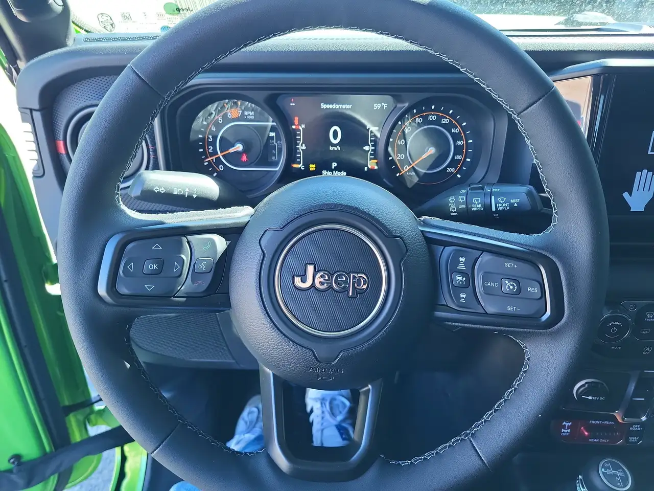 Jeep Wrangler снимка Jeep Wrangler