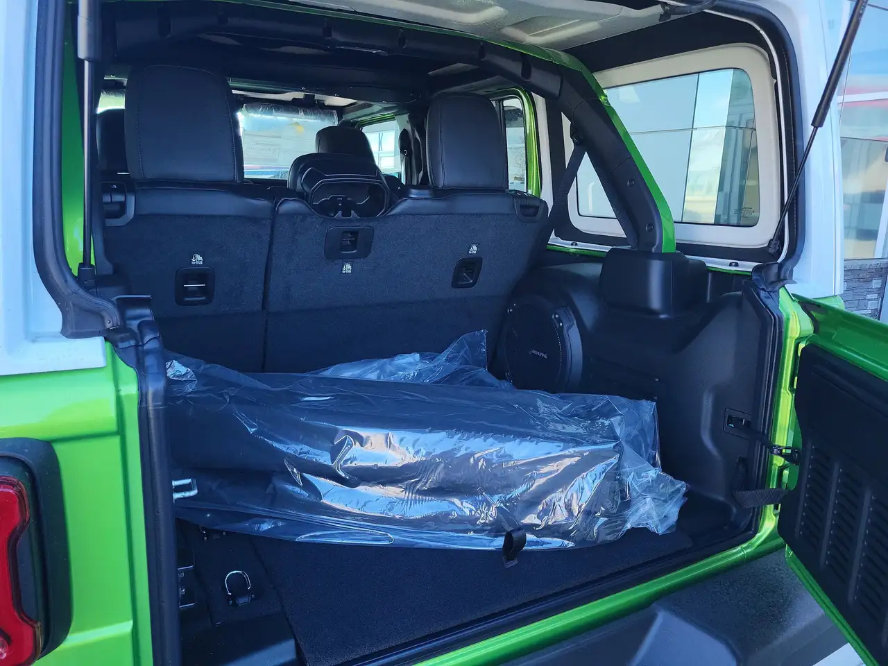 Jeep Wrangler снимка Jeep Wrangler